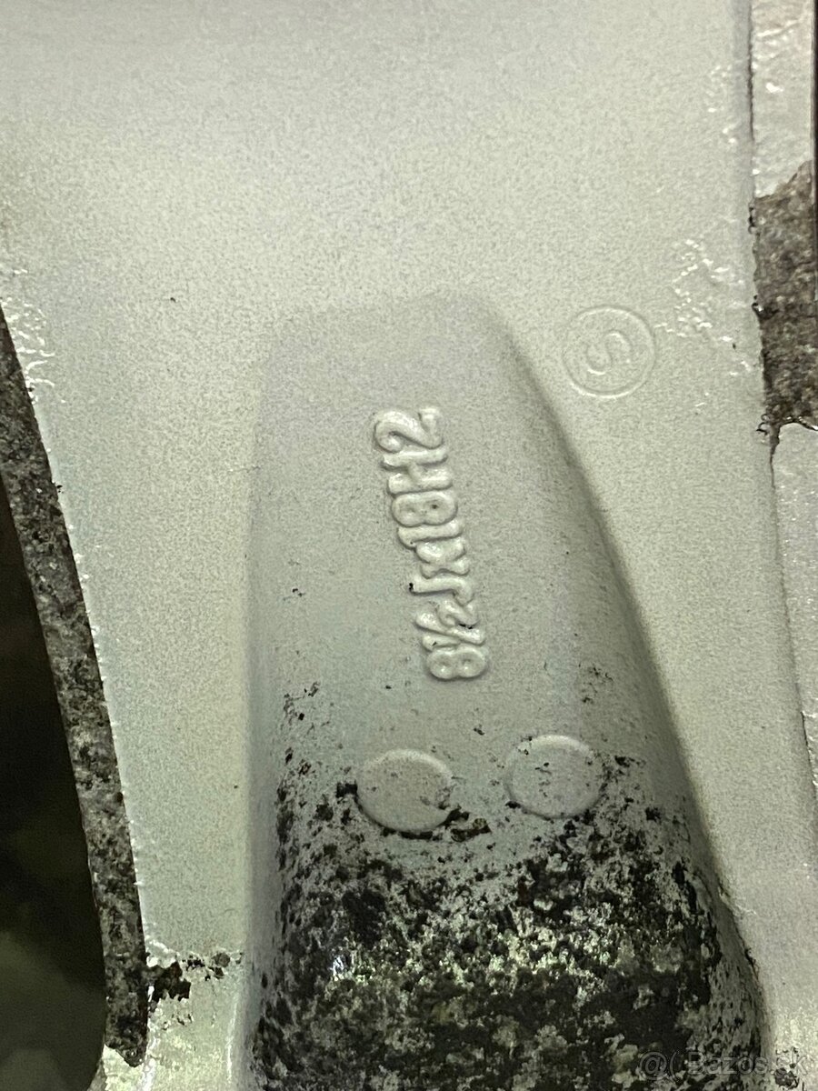 5x112 R18 8,5J ET52 + 255/55 R18 letné - 7