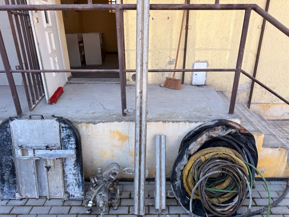 Predám stenovú pílu - 7