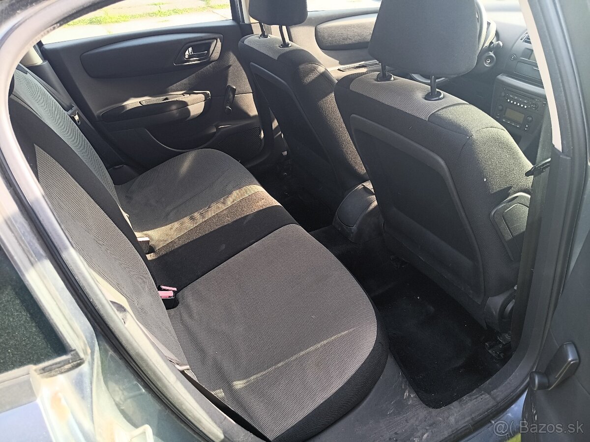 Citroen C4 1.6 80kw NFU benzín - 7