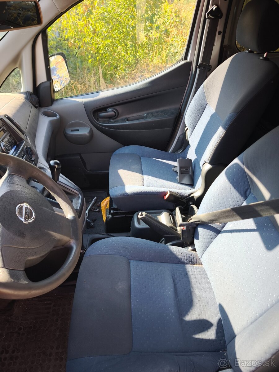 Predám Nissan NV200 (2012, 5-miestny) - 7