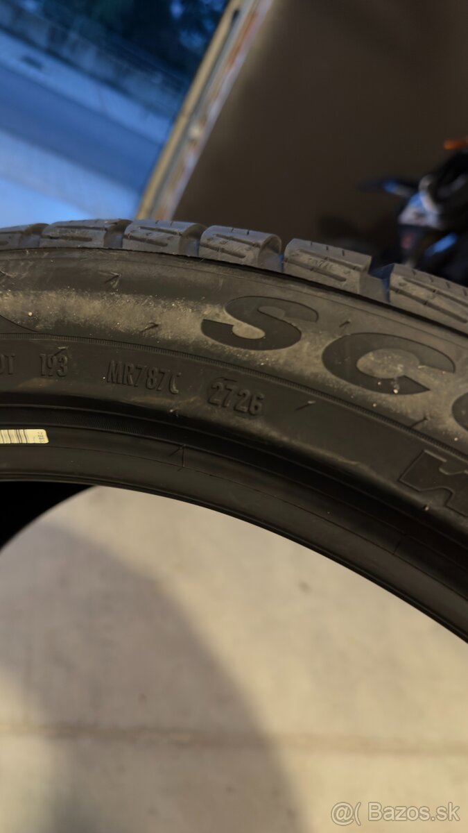 Pirelli Scorpion Winter 275/40 + 315/35 R21 RunFlat - 7