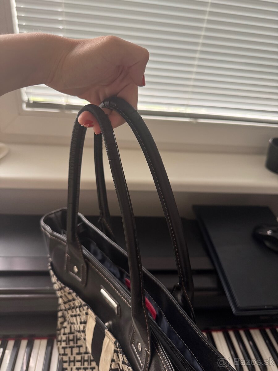 Tommy Hilfiger originál kabelka - 7