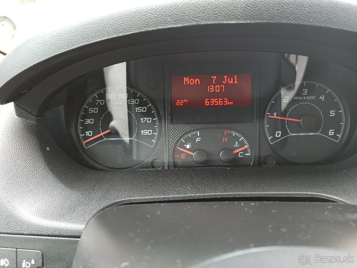 Predám Citroen Jumper 9-miestne - 7