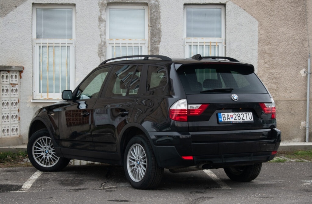 BMW X3 xDrive 2.0d A/T - 7
