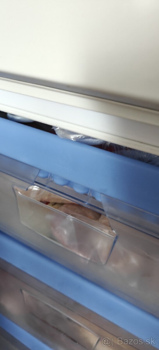 Predám chladničku Indesit - 7
