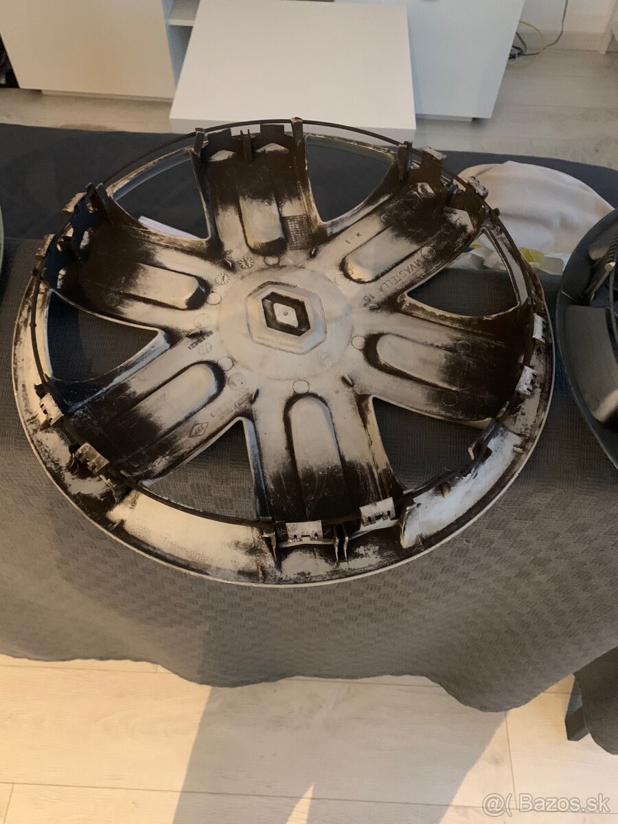 Puklice na kolesa 14" 15" 16" v perfektnom stave - 7