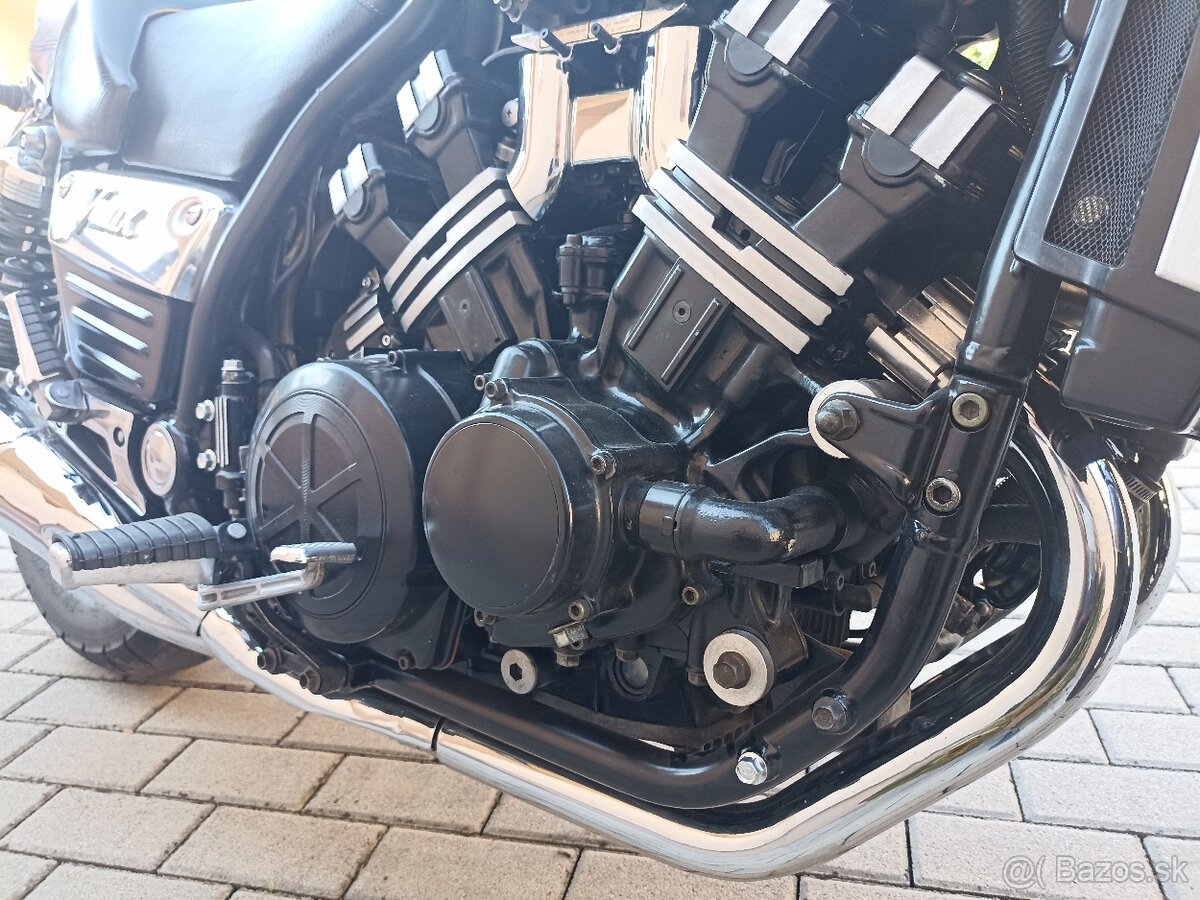 Yamaha V-max 1200 - 7