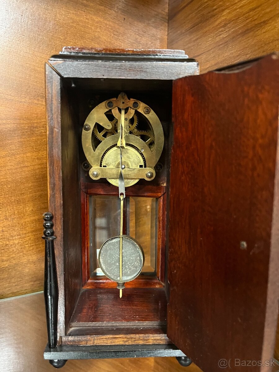 Stolové hodiny - 7