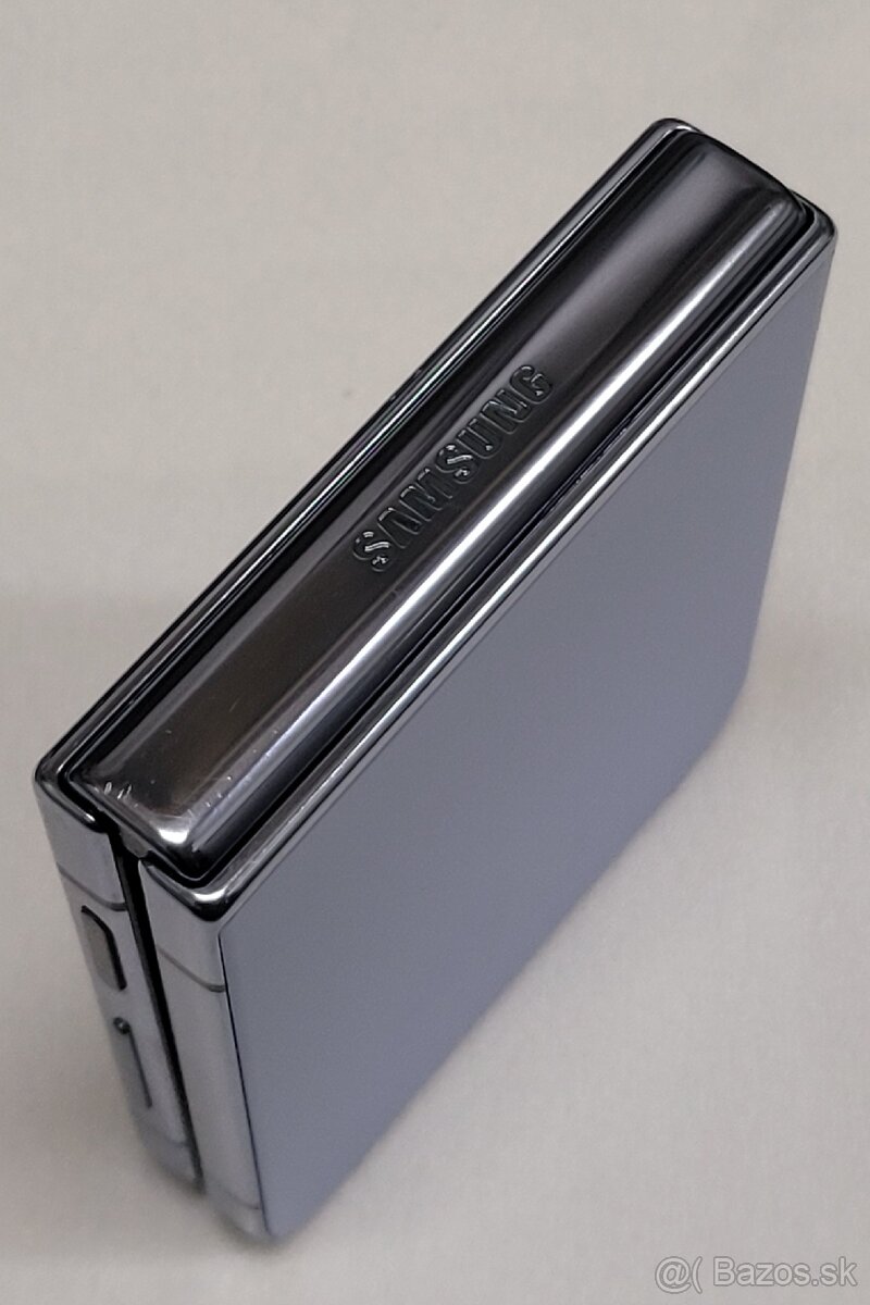 Samsung Galaxy Z Flip 4 - 256Gb - 7