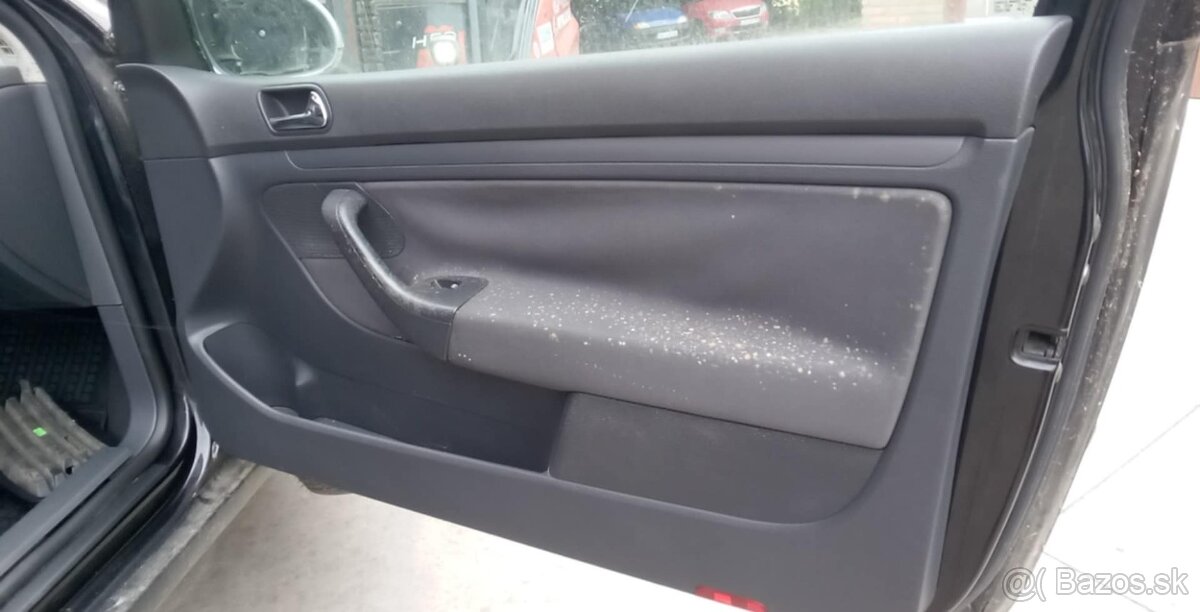 Volkswagen Golf V 1,4i 66kw - 7