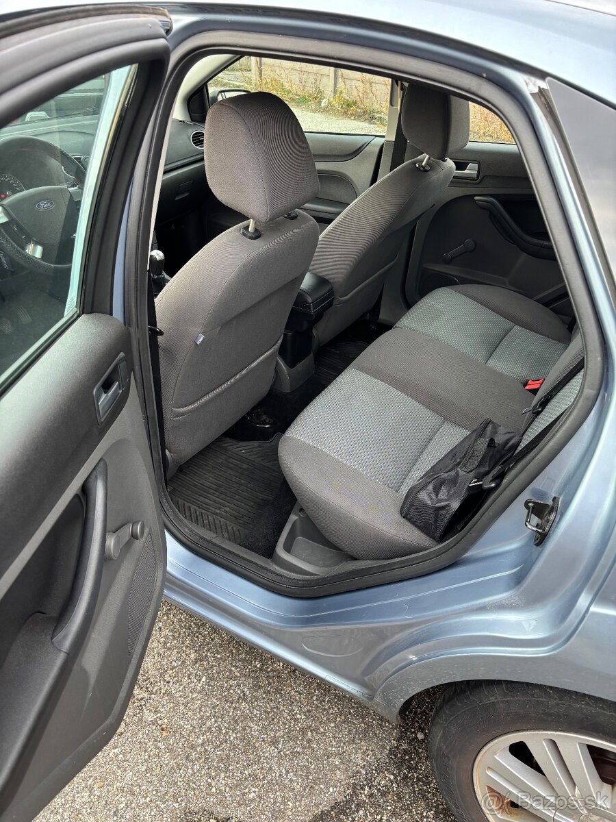 Ford Focus Mk2 - 7