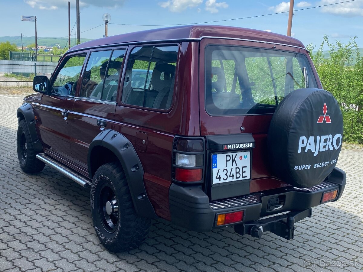 MITSUBISHI PAJERO 2,5 TD - 7