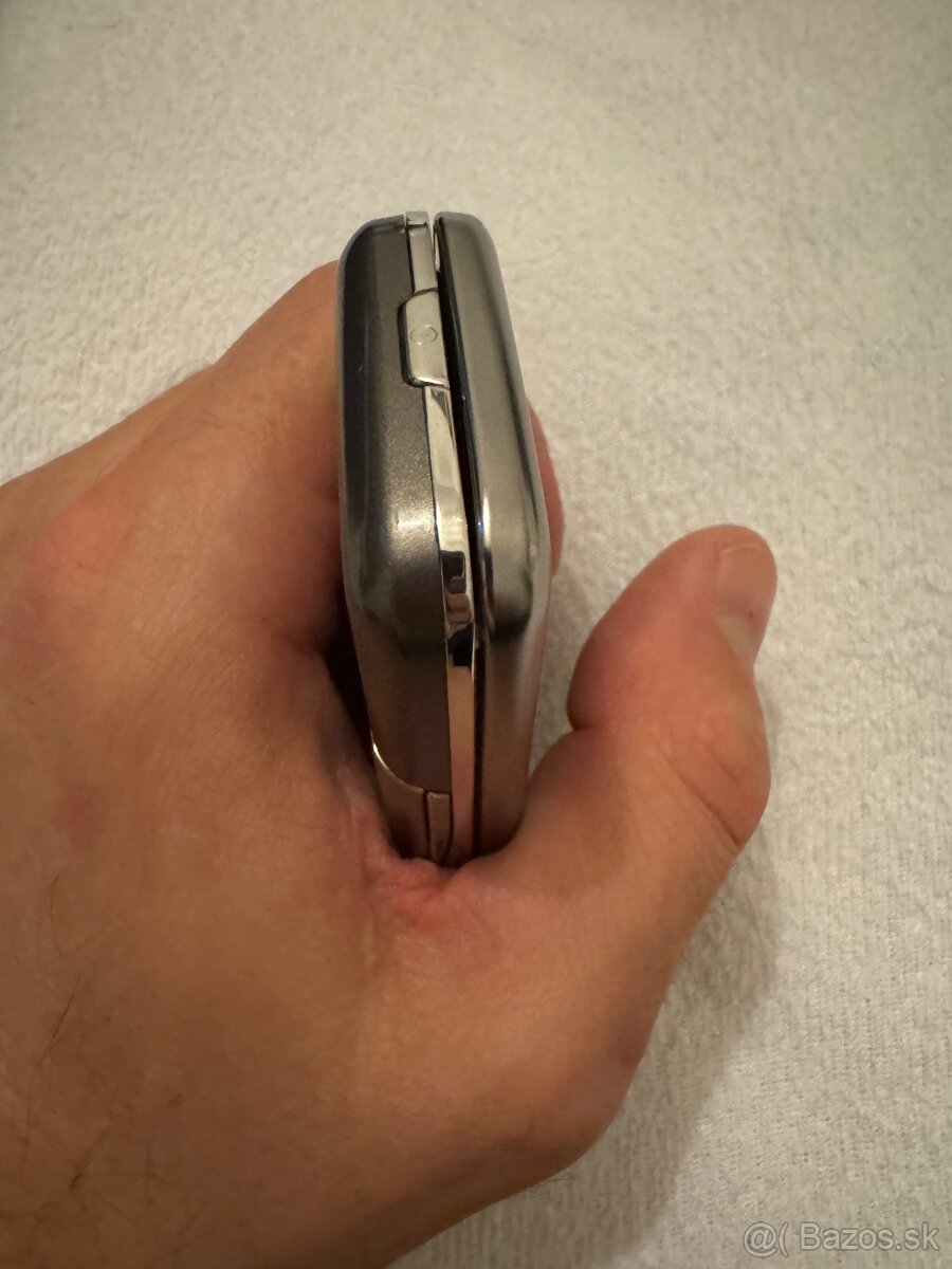 Nokia 8800 Carbon Arte top stav - 7