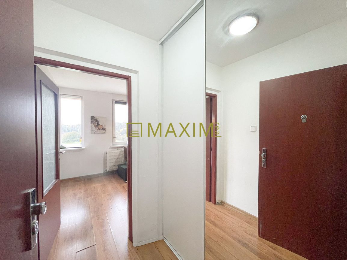 REZERVOVANÉ 1,5-izbový byt, 4. posch., rekonštrukcia, 31,2 m - 7