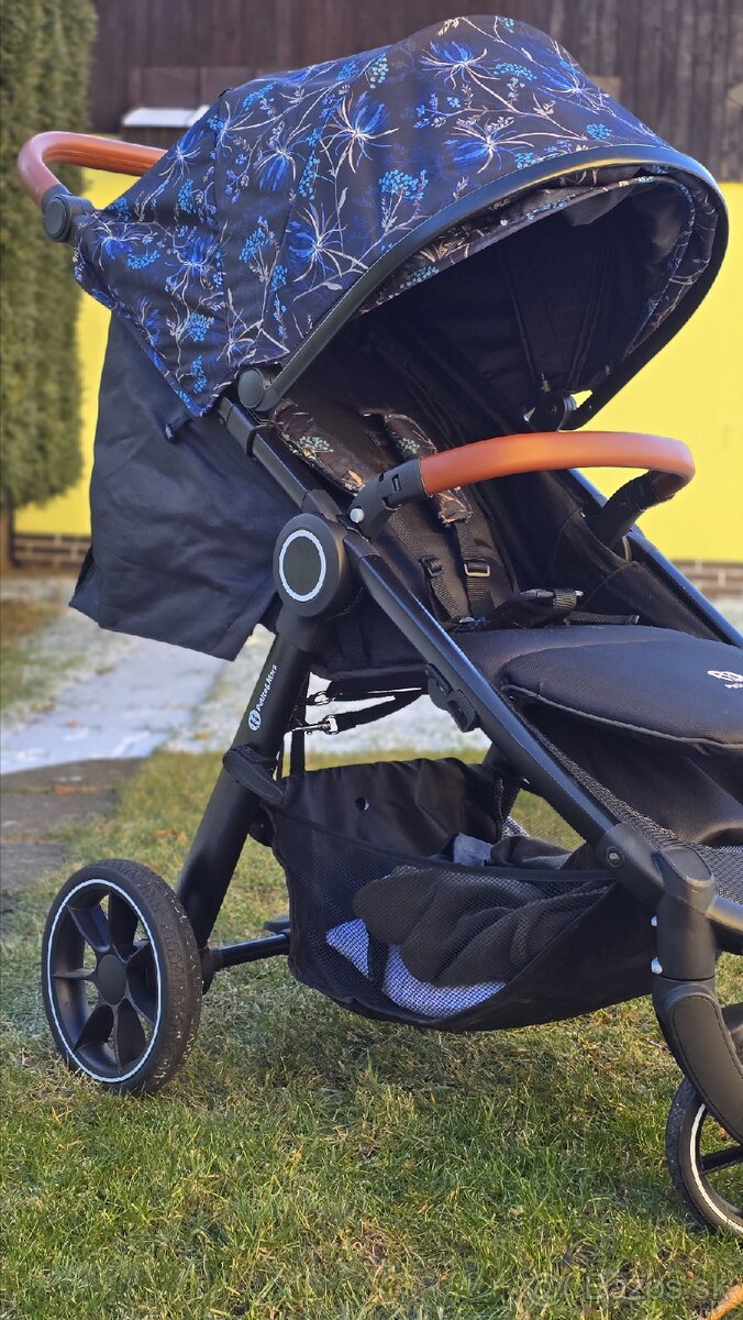 Kočiar Petite & Mars street 2 - 7