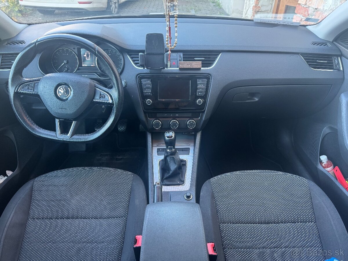 Škoda Octavia 3 combi - 7