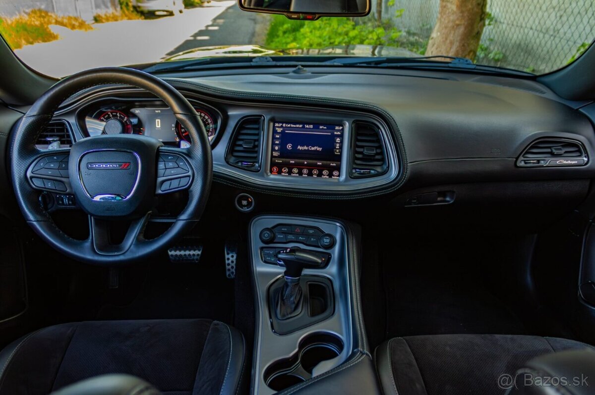 Dodge Challenger R/T 5.7 V8 / TOP STAV - 7