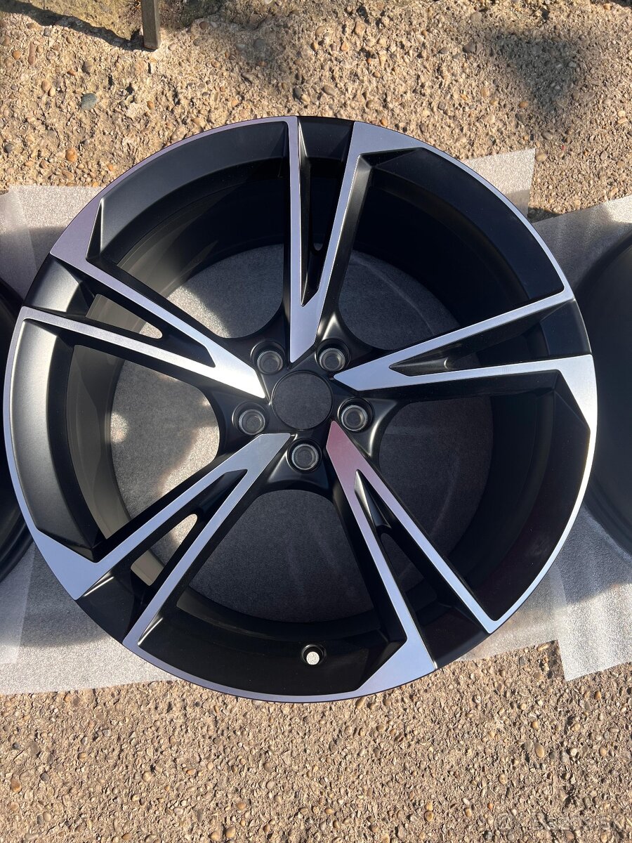 Audi A5/S5 R20 5x112 8W0071490A - 7