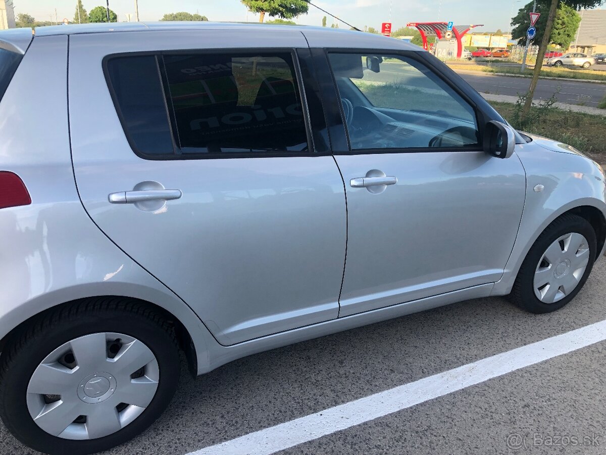 Suzuki swift automat - 7