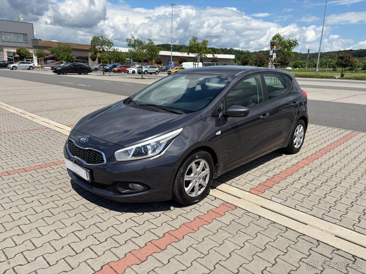 Kia Ceed 1.4 CVVT ČR 135t klima - 7