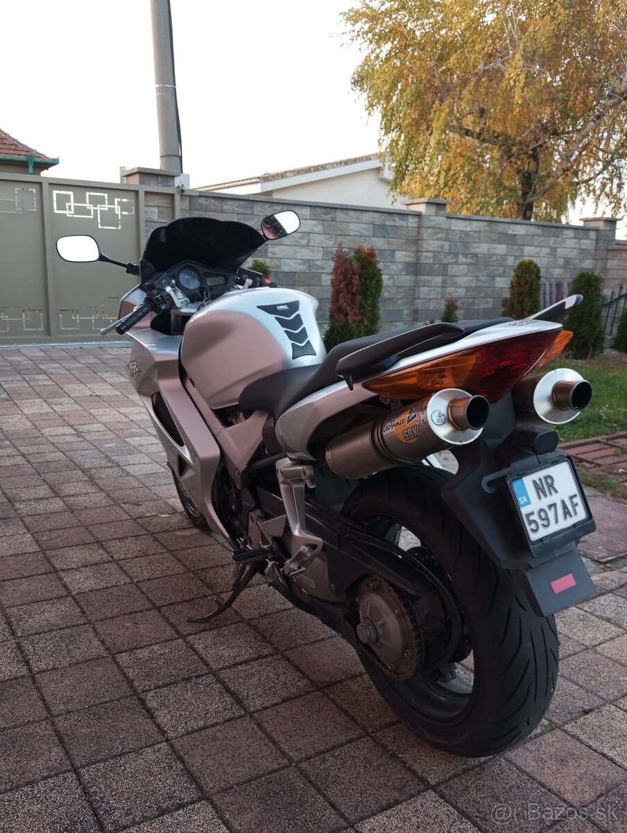 Honda VFR 800 V-tec - 7