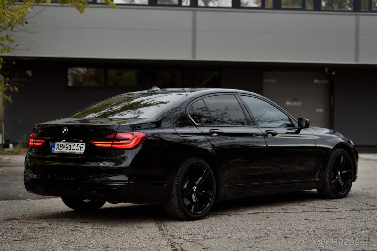 BMW Rad 7 740 xDrive - 7