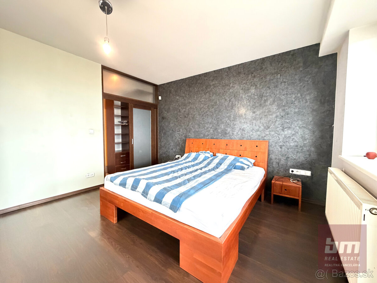 Predaj - novostavba s terasou na začiatku Karlovej Vsi - 7