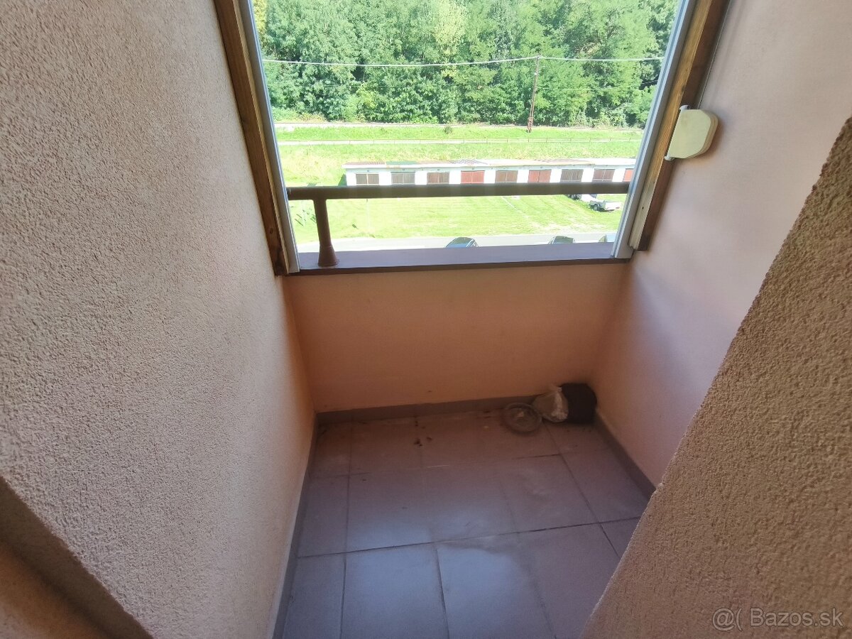 Predaj trojizbový byt Cinobaňa časť Katarinska Huta - 7