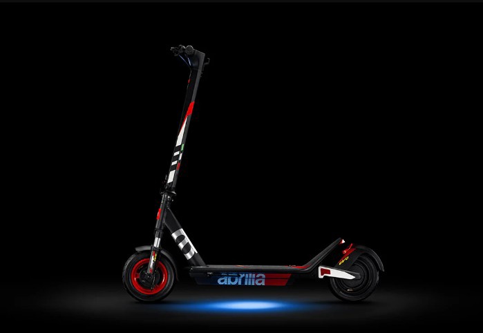 Elektrická Kolobežka Aprilia eSR2 EVO - 7