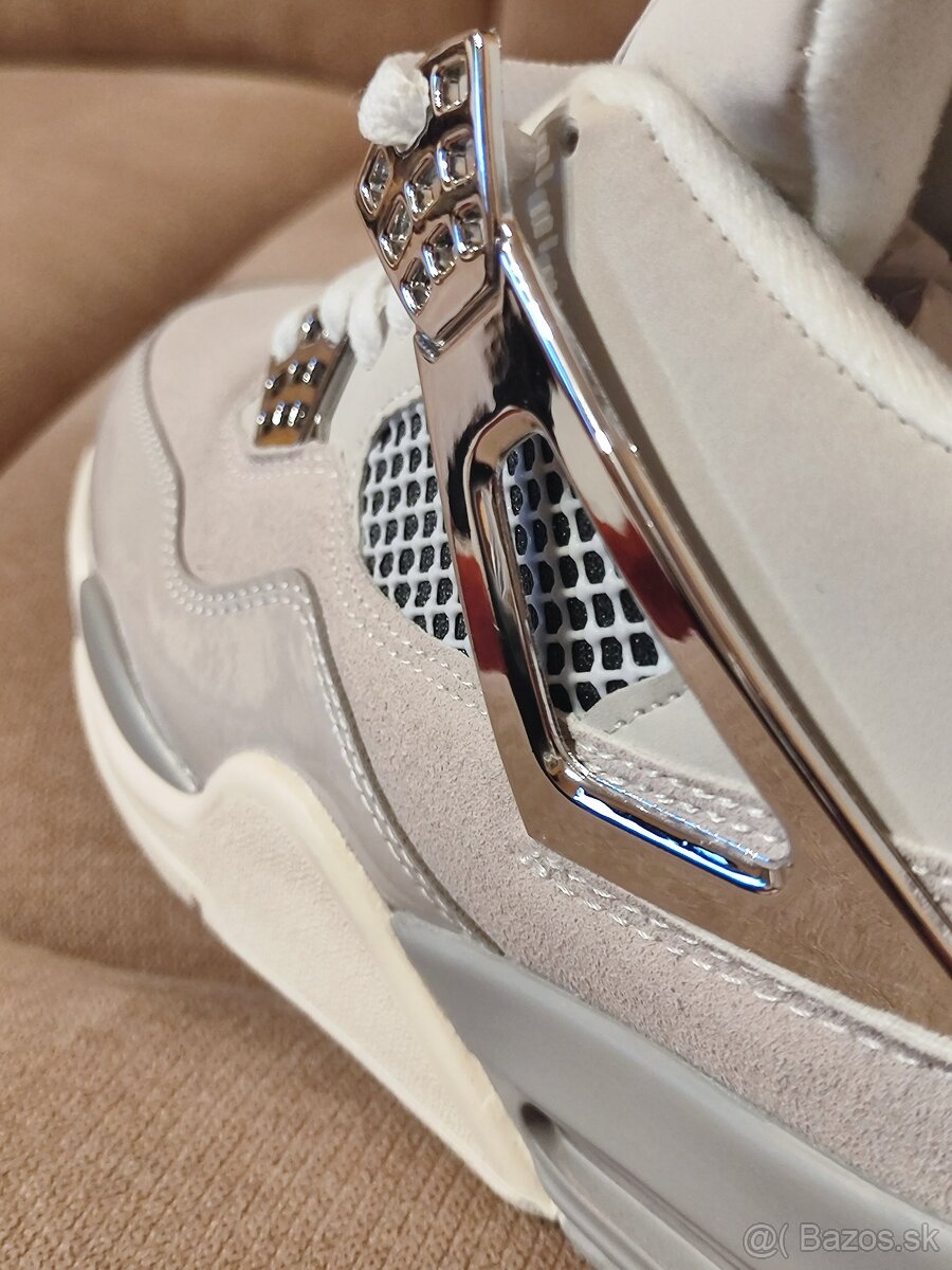 Jordan 4 Retro "Frozen Moments" - 7