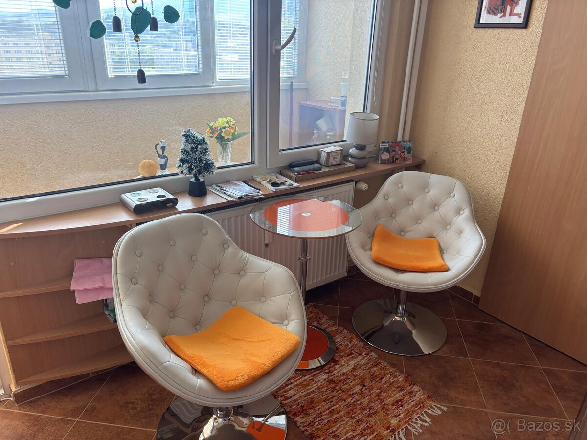 Predaj 1i byt po rekonštrukcii Brezno, 2 loggie, 2 výťahy - 7