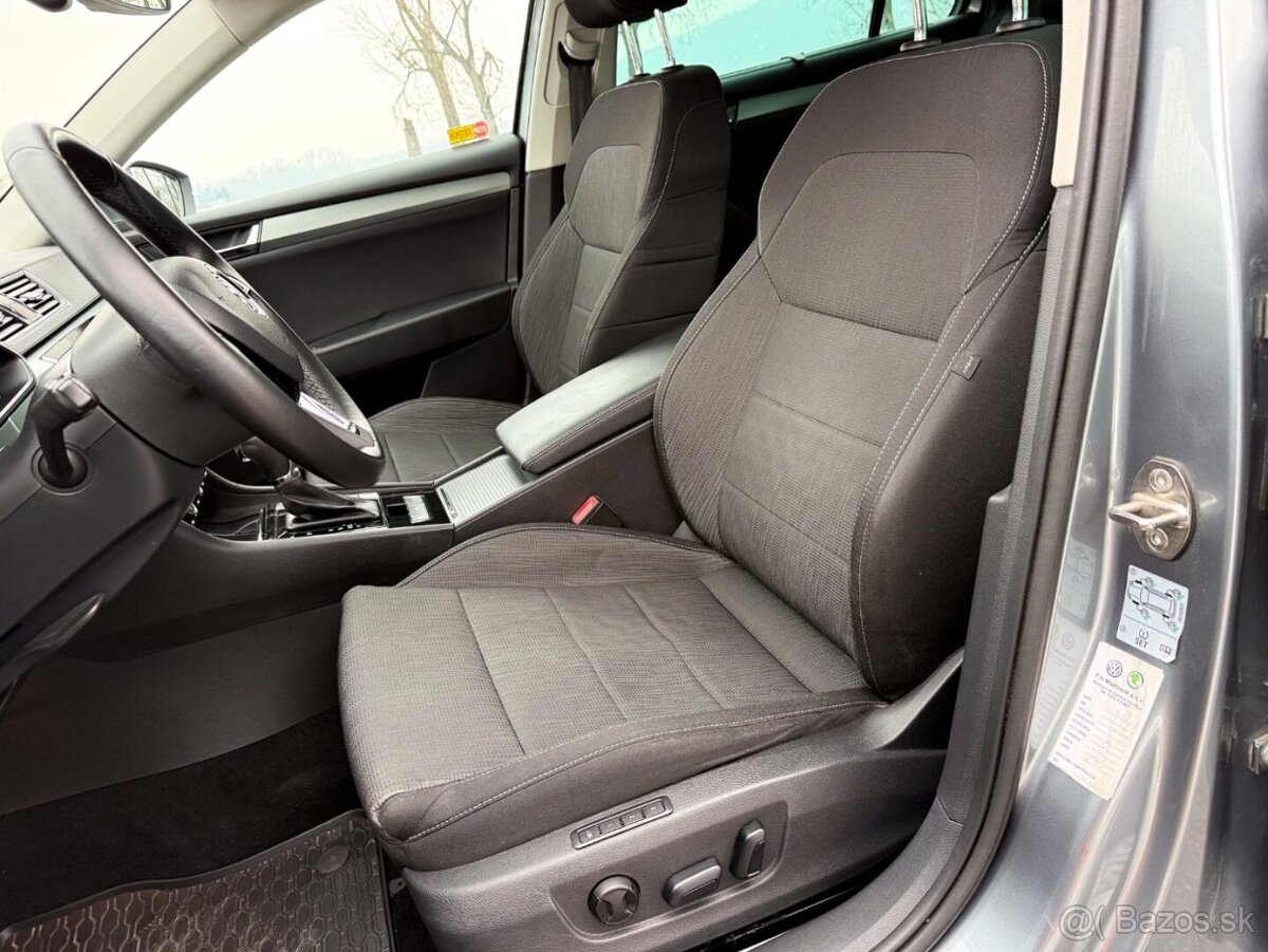 Škoda Superb Combi 1.6 TDI Ambition DSG - 7