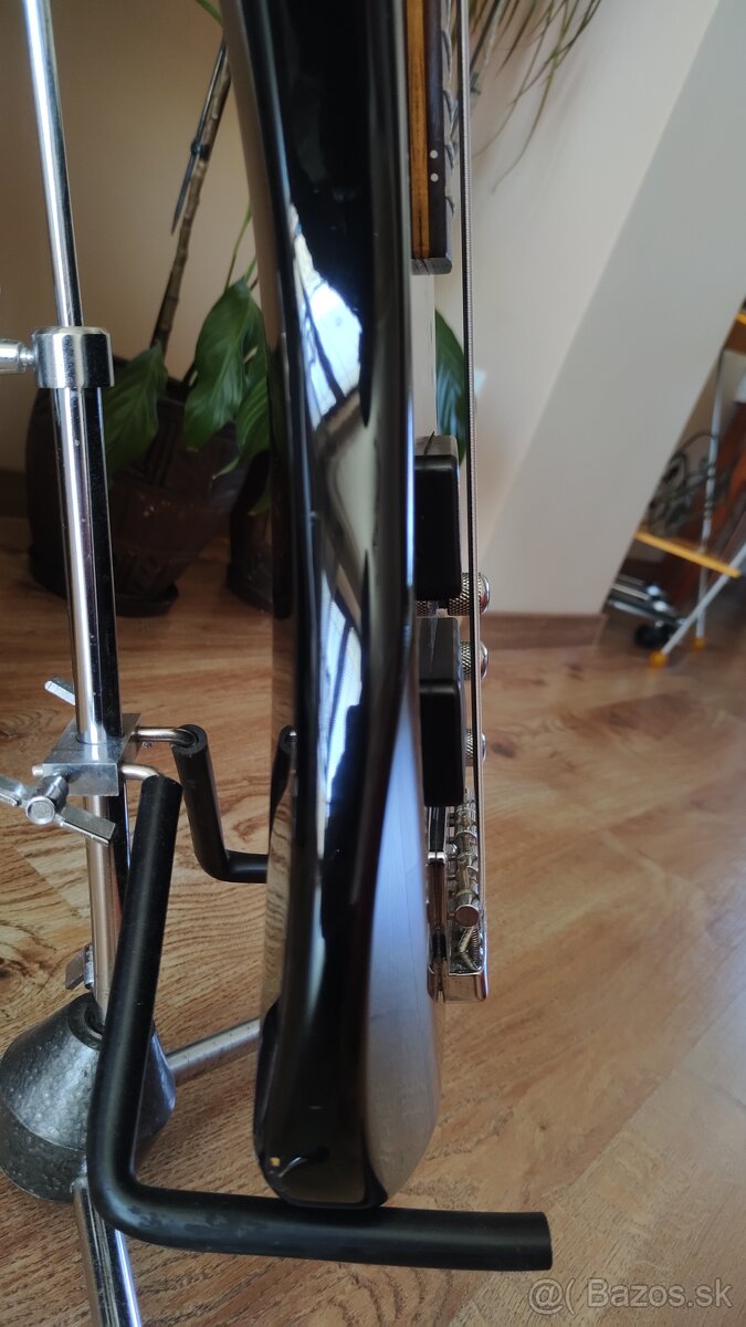 Basová gitara Warwick Streamer - 7