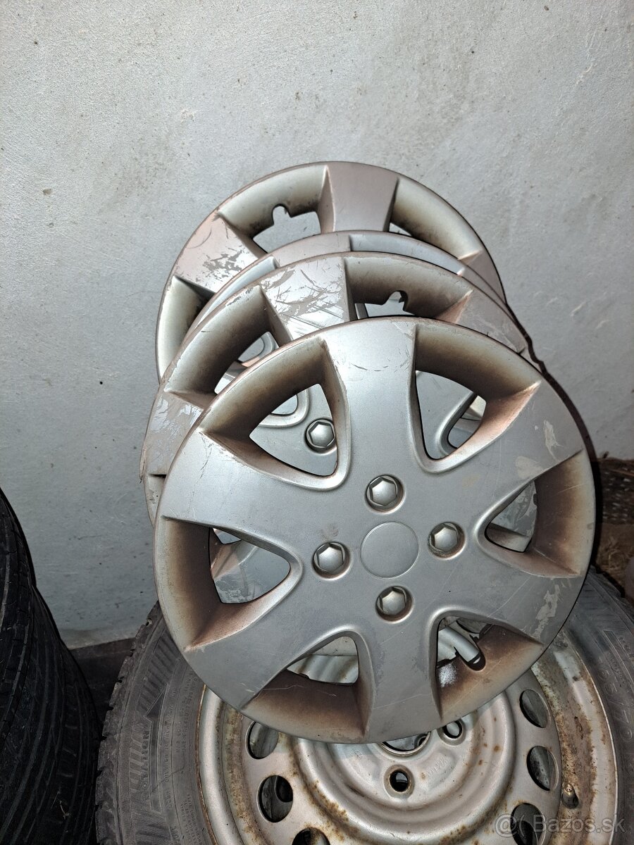 Pneumatiky Nokian s plech. diskami 165/70 R14 - 7