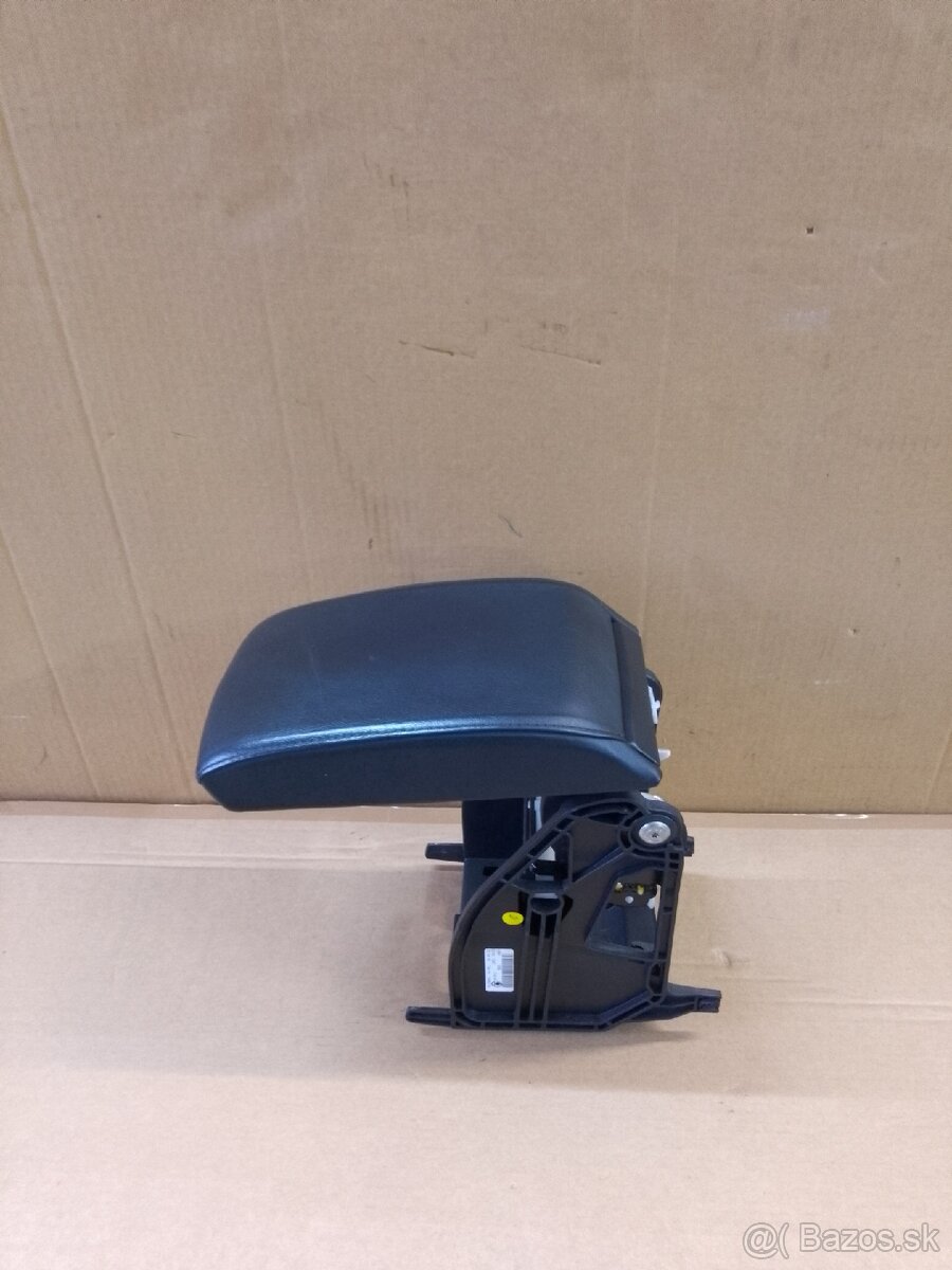 kožená lakťová opierka Octavia 3 - 7