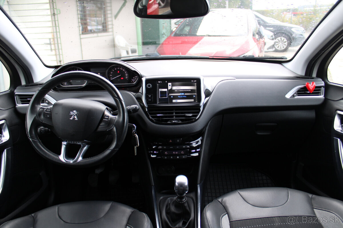 Peugeot 2008 1.6 e-HDi 115k Allure - 7