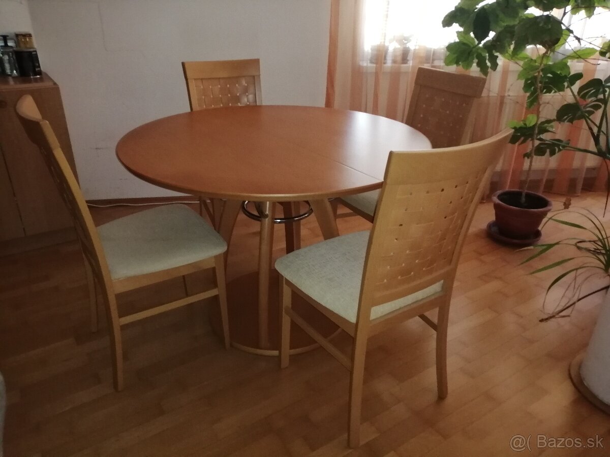 Okrúhly rozťahovací jedálenský stôl - 7