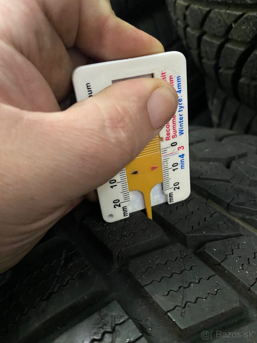 5x108 R17 7J ET49 + 235/55 R17 Toyo zimné - 7