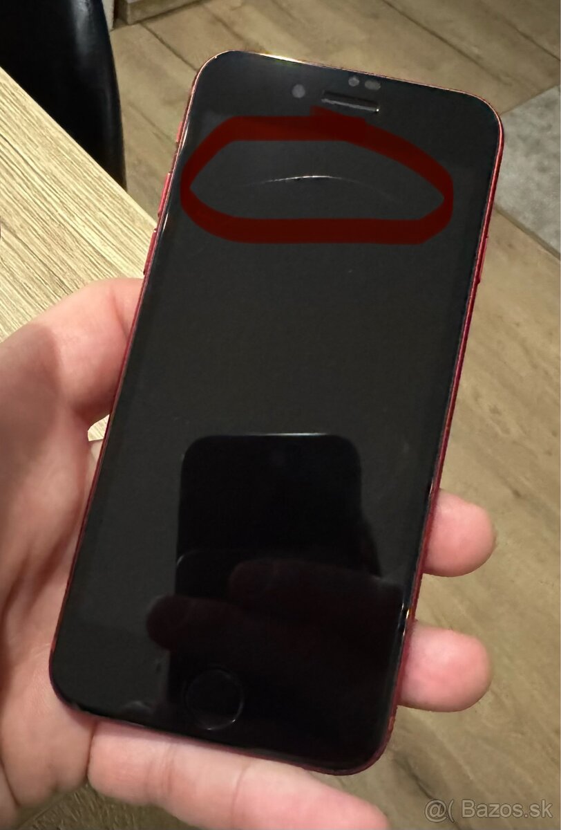 IPHONE SE 2022 64 GB Product RED - 7