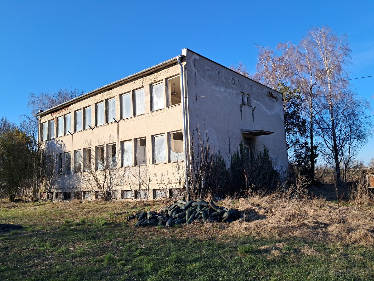 Administratívna budova - 7