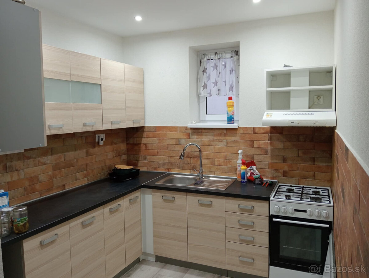 Prenajom bytu v rod.dome - 7