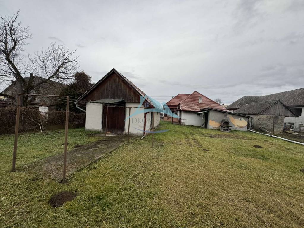 Predáva sa rodinný dom/chalupa v Horných Semerovciach - 7