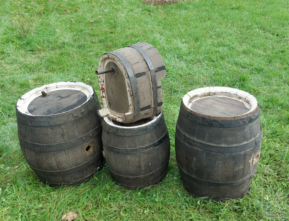 Drevené sudy + drevený lievik - 7