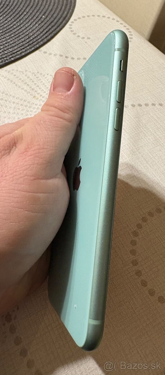 Apple iPhone 11, Green, 128GB - 7