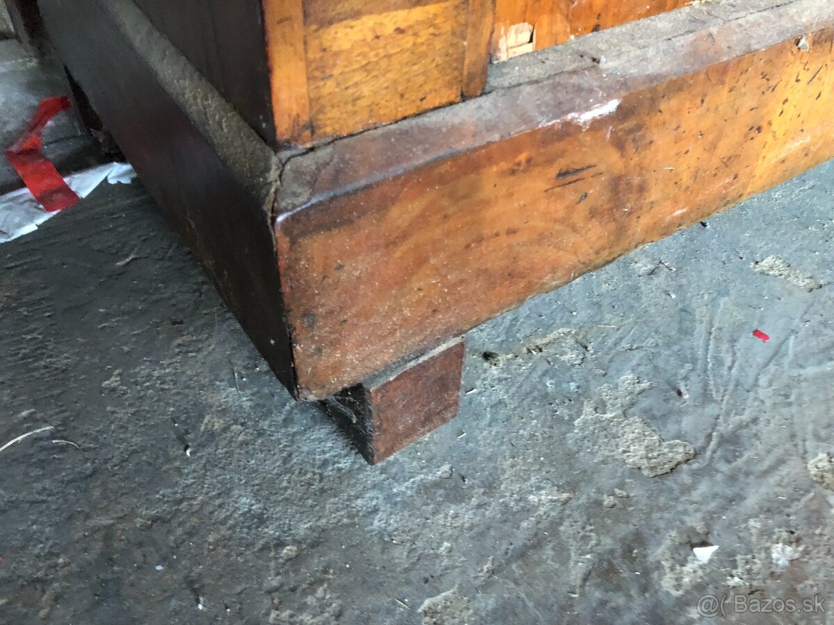 Biedermeier skriňa - 7