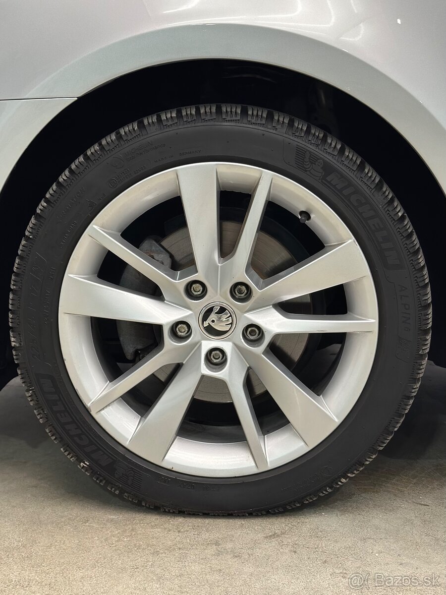 Škoda Octavia Combi Style 2,0 CR TDI DSG - 7