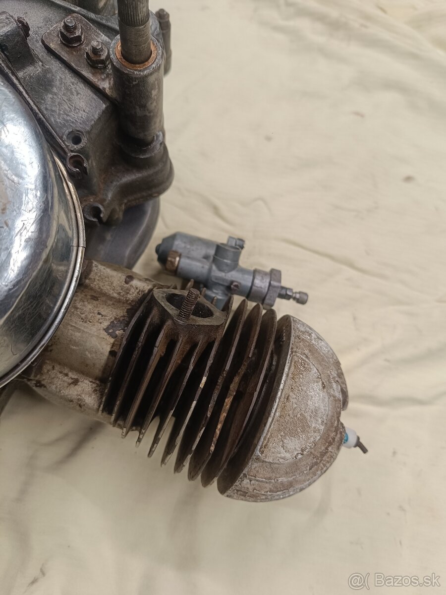 Motor Jawa robot 100 - 7