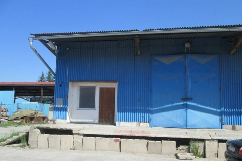 Prenájom skladu, 490m2, Cena : 2,9 €/m2/ mesiac, Zvolen - 7