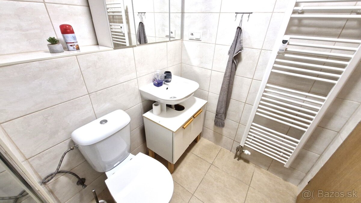 PREDAJ, 2 - izbový byt + kuchynský kút, kompletná rekonštruk - 7