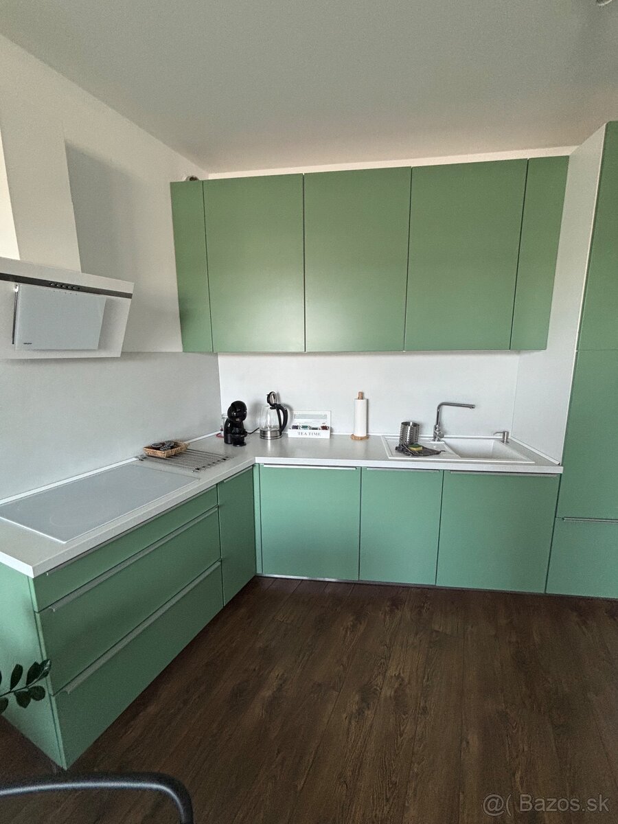 Prenajom 1,5 izboveho bytu v centre s garážovým státím. - 7